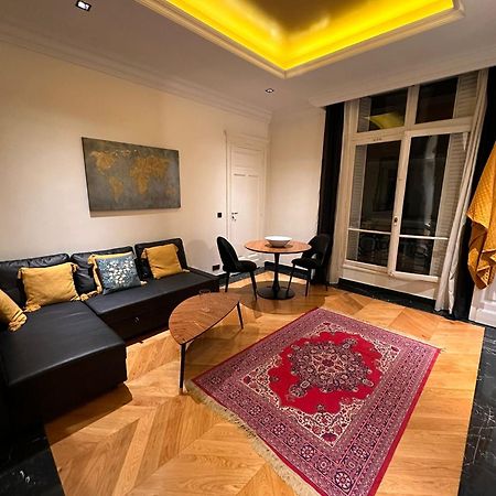 Appartement Cosy Sur Les Champs-Elysees Renoved 파리 외부 사진